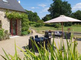Le Domaine de la petite chèvre，位于普卢马戈阿尔的酒店