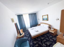 Hotel Sirena Saturn All Inclusive，位于萨图恩的酒店