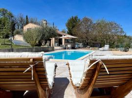 Holiday home Verdon with private pool and view，位于Artignosc-sur-Verdon的酒店