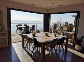 Villa 10 p.Brando 170 m2 vue mer panoramique，位于布伦德的酒店