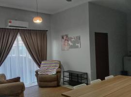 Meru Homestay suitable for up to 7 people，位于巴生的酒店