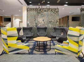 TownePlace Suites by Marriott Orlando Airport，位于奥兰多拉科斯塔湿地公园附近的酒店