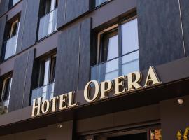Hotel Opera，位于普里什蒂纳的酒店
