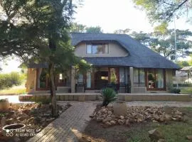 Bush Dream, Mabalingwe