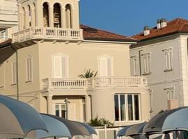 Villa La Torretta Luxury B&B - Adults Only -，位于里米尼微缩意大利附近的酒店