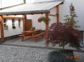 Zur Pforte，位于阿恩施塔特的酒店