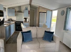 Billing Aquadrome Luxury 2022 Static Caravan Sleeps 6，位于Great Billing的露营地