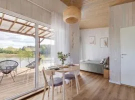 Pineplace twins Smilga