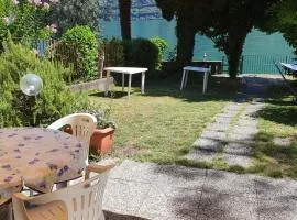 Casa Le Palme giardino