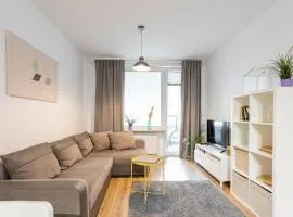 Golden Apartments Warsaw - Stylish & Sunny - Pereca Residence, City Center