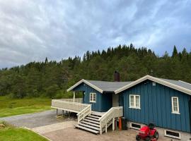 Frittliggende hytte i flott turterreng