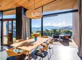 Hideaway on Warren by Sotheby's Luxury Rental Homes