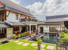 6BR Rawai Seaside Villa Swimming Pool，位于Ban Saiyuan (1)的别墅