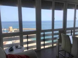 PRIMERA LÍNEA DE PLAYA, LA ARENA A TUS PIES