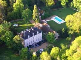 Château De Challanges，位于博讷的酒店