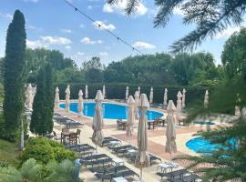 Complex Turistic Elisa，位于Belciugatele的酒店