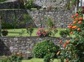 La Rosa al Roseto del Drago，位于Ponte in Valtellina的酒店