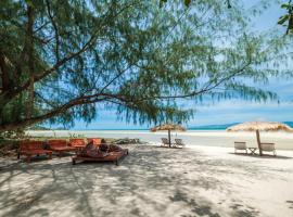 All At Sea Beach Resort，位于班泰Jungle Experience, Baan Tai附近的酒店