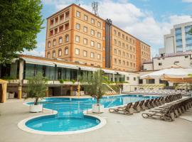 Best Western Plus Congress Hotel Yerevan，位于埃里温的酒店
