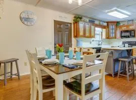 Tranquil Navarre Vacation Rental about 3 Mi to Beach