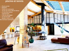 Magnifique Loft - Piscine - Tennis - Babyfoot，位于尼姆的乡村别墅