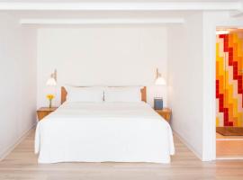 Sunset Beach Hotel，位于Shelter Island Heights的酒店