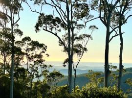 Tamborine Mountain Lodge，位于谭伯连山的酒店