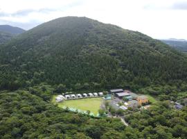 济州最佳山上度假屋，位于济州市济州岛神态公园附近的酒店