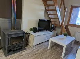 Bonito y luminoso apartamento con chimenea y wifi - Villanúa