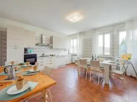 Margherita near lake - Family Friendly - Happy Rentals