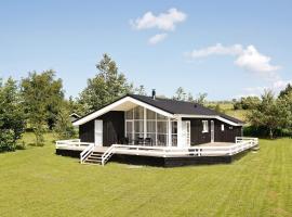 6 person holiday home in Fjerritslev-By Traum，位于菲耶里茨莱乌的酒店