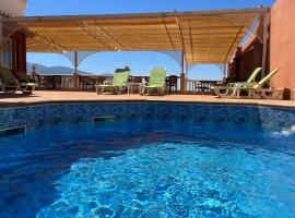 Hotel Nuevo Palas，位于兰哈龙的酒店