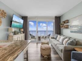 Direct OCEANFRONT- King Bedroom- AMAZING VIEWS/Pools/Hot Tubs/Beach Access/Golf，位于默特尔比奇的公寓