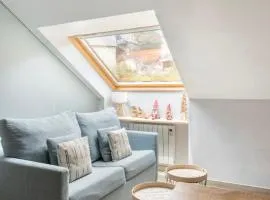 CHIC HUMARALET, pie de pistas, free parking