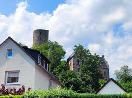 Unterkunft4You-Ferienhaus-Zum-Burgfried，位于乌辛根的酒店