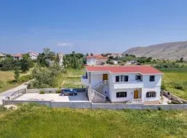 Apartments Anica - Vlašići Island Pag