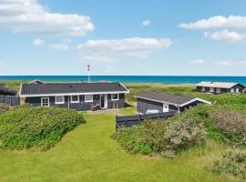3 Bedroom Stunning Home In Hjørring