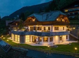 Villa Bostele with Seven Bedrooms, Indoor Pool and Two Saunas，位于巴德小基希海姆的酒店