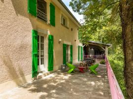 Une Poule Sur un mur, chambre d'hôte à Soulosse，位于Soulosse-sous-Saint-Élophe的住宿加早餐旅馆