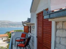 Sea View Apartment in Okrug Donji with Balcony