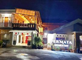 Permata Homestay Kotamobagu Mitra RedDoorz，位于Poyowa-besar的酒店