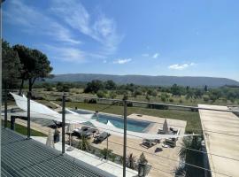 Les pins du Luberon，位于Coustellet的酒店