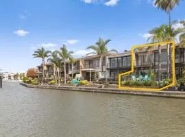 Absolute Waterfront Marina Views