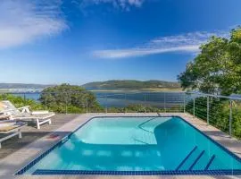 Stunning Villa with pool and views of Knysna