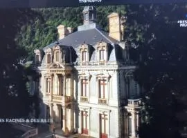 Studio Luchon location standing VILLA LUISA Luchon Pyrénées