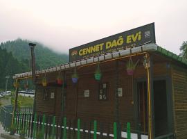 CENNET DAĞ EVİ，位于艾德亚耶拉西的酒店