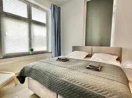 Erholsame City-Erdgeschosswohnung mit Veranda, Grill und Parkplatz D46EG