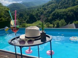 Aphrodite Hills Apartments-Stara Planina，位于Crni Vrh的酒店