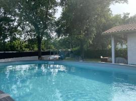 Villa au calme avec piscine, grand jardin et studio indépendant，位于安德诺莱斯贝恩的度假屋