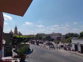 Lolita & Enri, la mejor ubicación y vista en el Centro de Querétaro，位于克雷塔罗的住宿加早餐旅馆